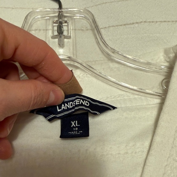 Lands' End V-Neck Top - Picture 3 of 6